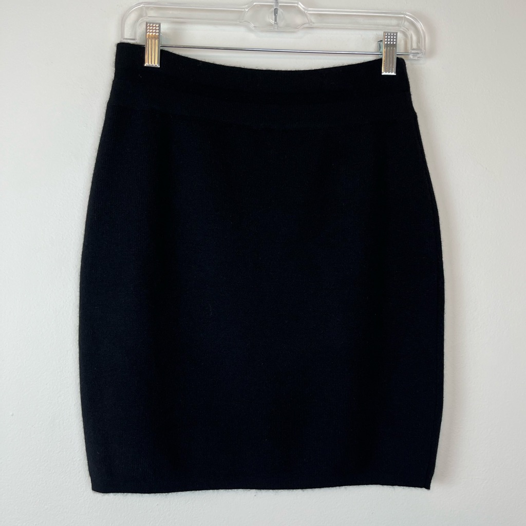 Tse Cashmere Black Lined Knit Mini Skirt Size L